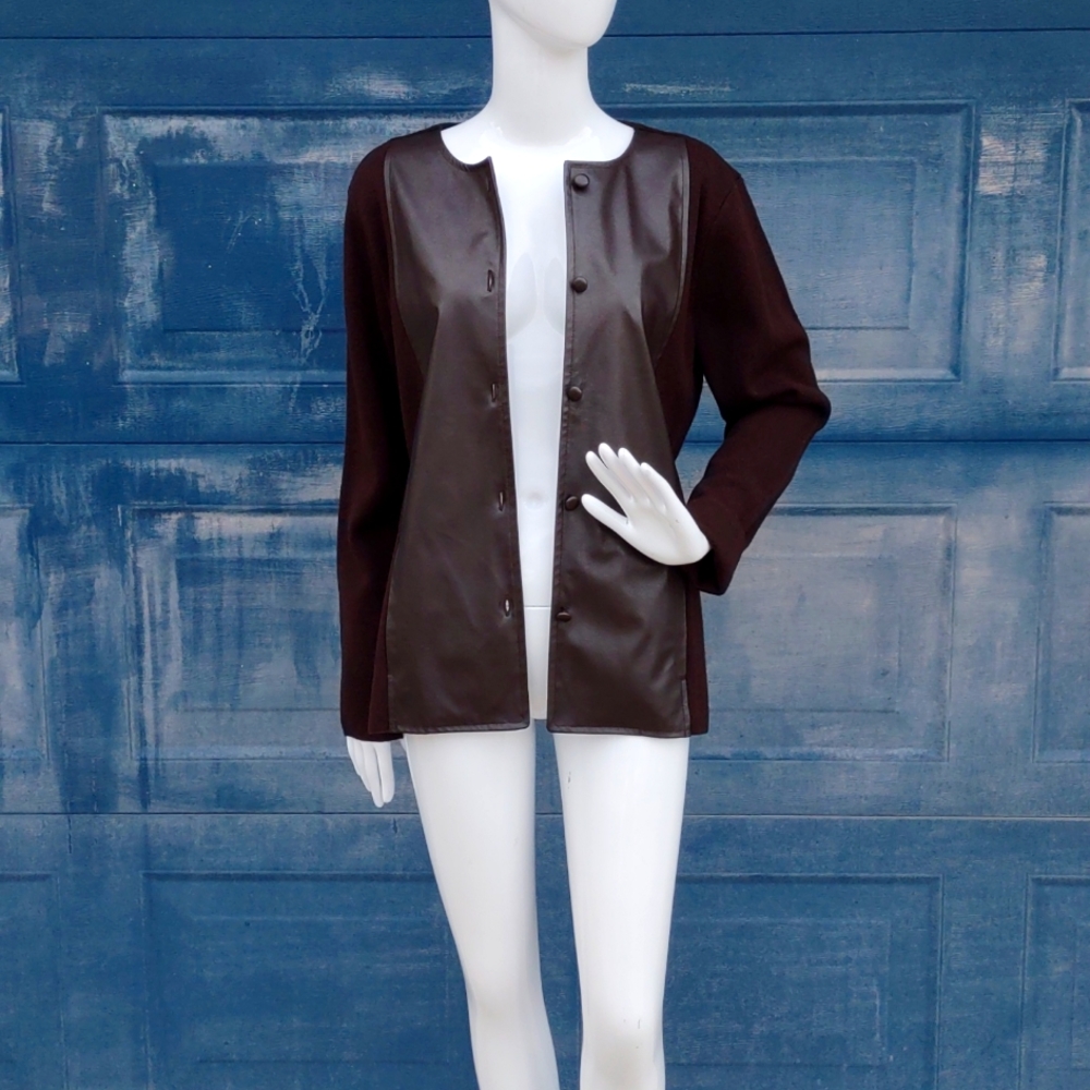 DIALOGUE Ladies Sharpe Button Down Sweater Jacket